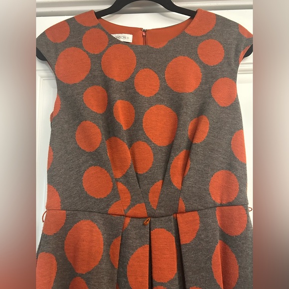 Maggy London Sleeveless Polka Dot Orange and Gray Midi Dress - Picture 3 of 14